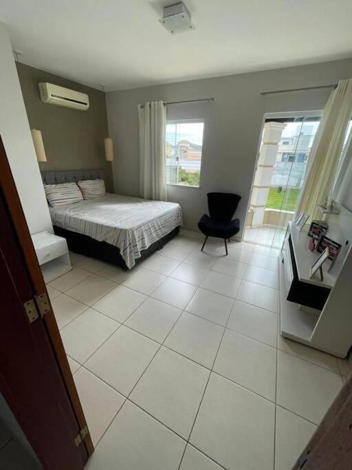 Casa Com Piscina, Churrasqueira E Ar Condicionado Em Condominio Cabo Frio Buitenkant foto